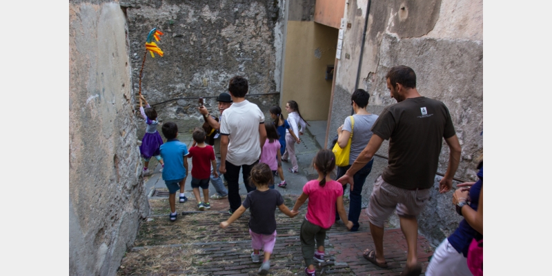 A spasso tra i caruggi - foto di Silvia Partuno - #inscattastorie